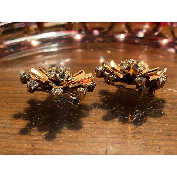 Pair of Vtg Gold Tone Rhinestone Flower Brooch Pins | Mid Century Starburst Sunb - Picture 2 of 3